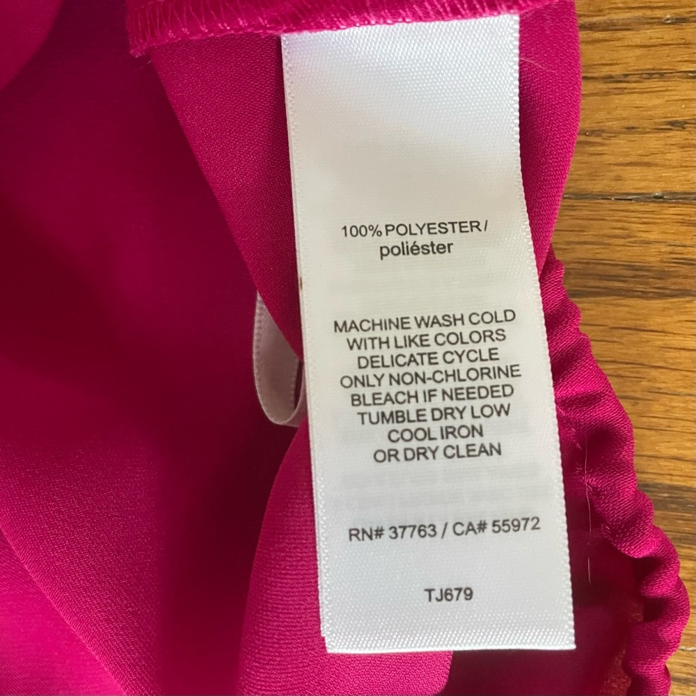Laundry by Shelli Segal Hot Pink Wrap Front Sleeveless V-Neck Top Blouse Small - Picture 4 of 5